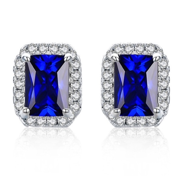 Blue Stud CZ Crystal Earrings New - Picture 1 of 3